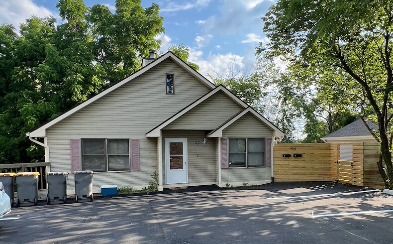 704 W 15th St in Bloomington, IN - Building Photo