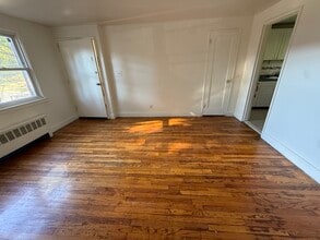 26A Carolyn Ter in Roselle, NJ - Building Photo - Building Photo