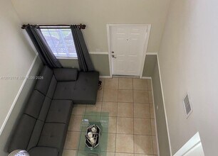 6995 NW 173rd Dr in Hialeah, FL - Building Photo - Building Photo