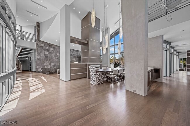 property at 1108 Pine Island Ct