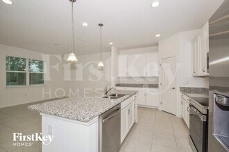 320 Corbel Ln in Bartow, FL - Building Photo - Building Photo