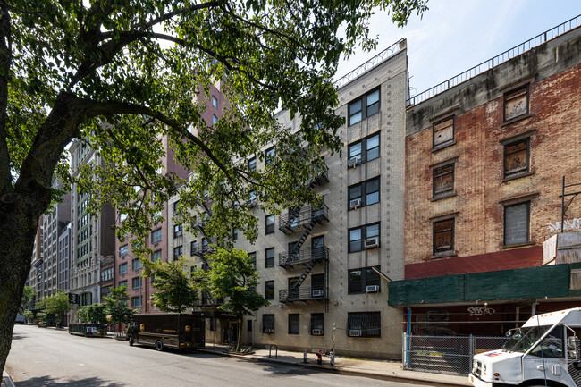 The Henry in New York, NY - Foto de edificio - Building Photo