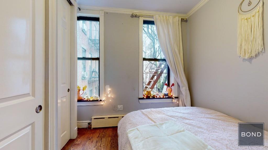 44 Avenue B in New York, NY - Building Photo