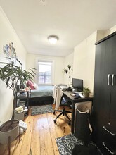 214 Hemenway St, Unit 1 in Boston, MA - Building Photo - Building Photo