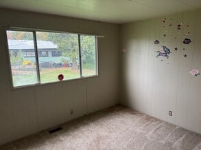 650 Delay Dr in Eugene, OR - Building Photo - Building Photo