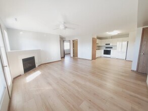 1200 Murray St NE, Unit 8 in Cedar Rapids, IA - Building Photo - Building Photo