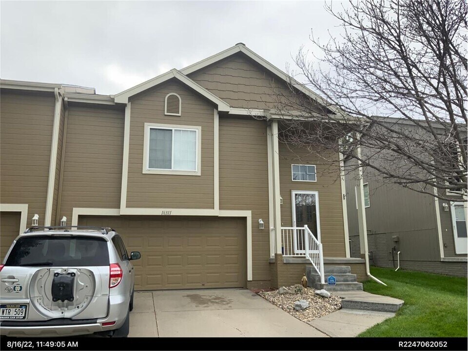 16311 Camden Ave in Omaha, NE - Building Photo
