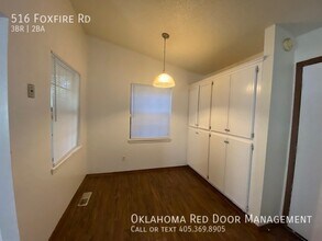 516 Foxfire Rd in Edmond, OK - Building Photo - Building Photo