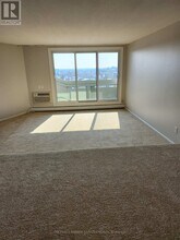 1171 Ambleside Dr in Ottawa, ON - Building Photo - Building Photo