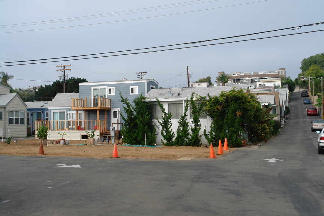 Sands Mobile Home Park in Encinitas, CA - Building Photo