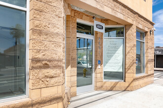 Casa Amador in Los Angeles, CA - Building Photo - Building Photo