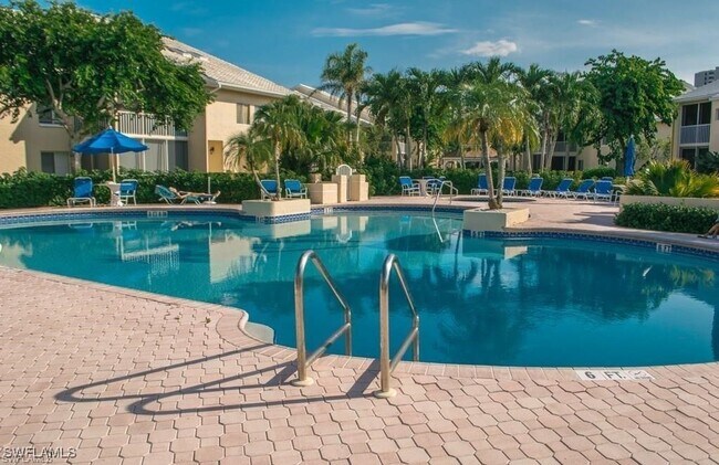 property at 5817 Glencove Dr