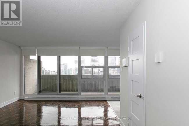 property at 33 Isabella St