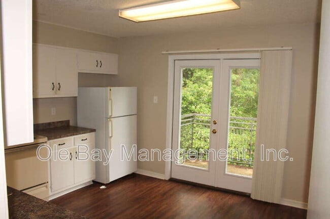 4009 Old Shell Rd in Mobile, AL - Building Photo - Building Photo