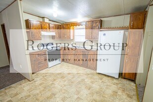 8188 Charlie Stovall Rd in Oxford, NC - Building Photo