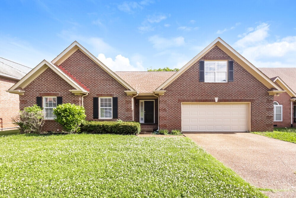 6381 Paddington Way in Nashville, TN - Building Photo