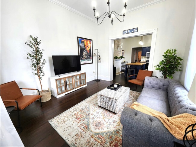 property at 224 S Lopez St