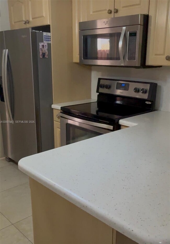 7931 W 29th Ln in Hialeah, FL - Building Photo - Building Photo