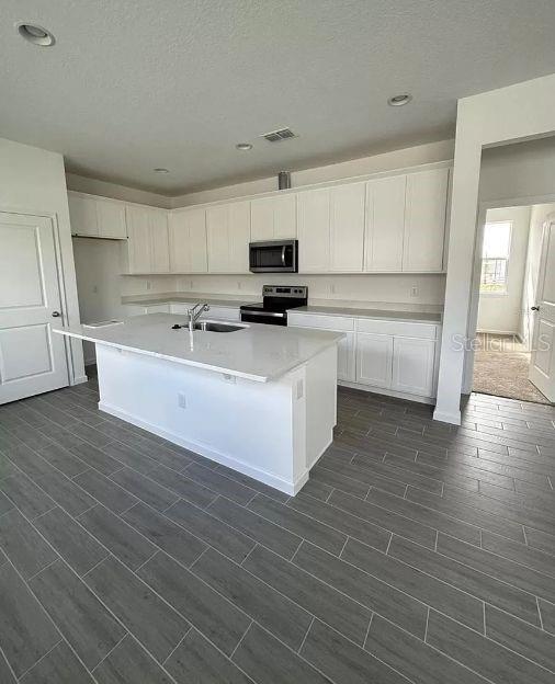 4350 Davos Dr in Clermont, FL - Building Photo - Building Photo