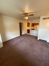 700 Brinton Ave, Unit B in Pitcairn, PA - Building Photo - Building Photo
