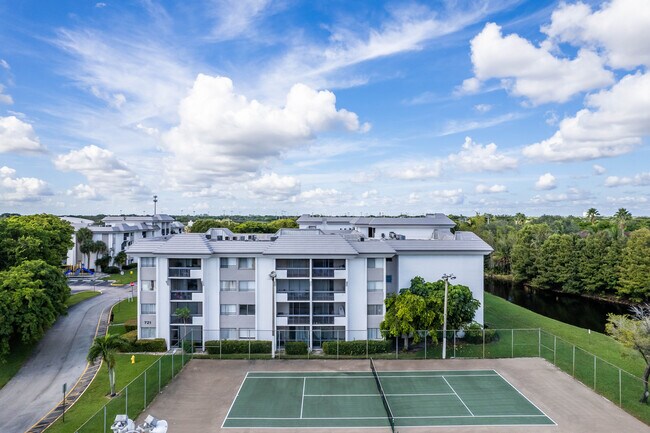 Belasera at Pine Island in Plantation, FL - Building Photo - Building Photo