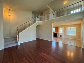 1005 Gentry Dr in Leander, TX - Building Photo - Building Photo