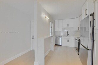 2650 Greenwood Terrace in Boca Raton, FL - Building Photo - Building Photo