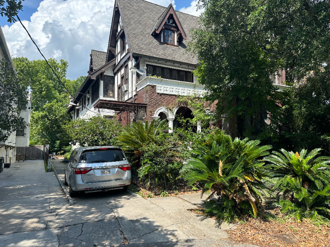 property at 7209 St Charles Ave