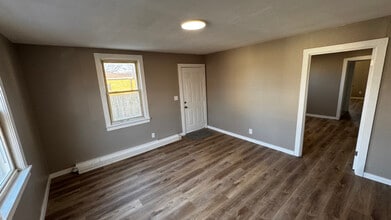 400 Emma Ave, Unit 2 in Dupo, IL - Building Photo - Building Photo