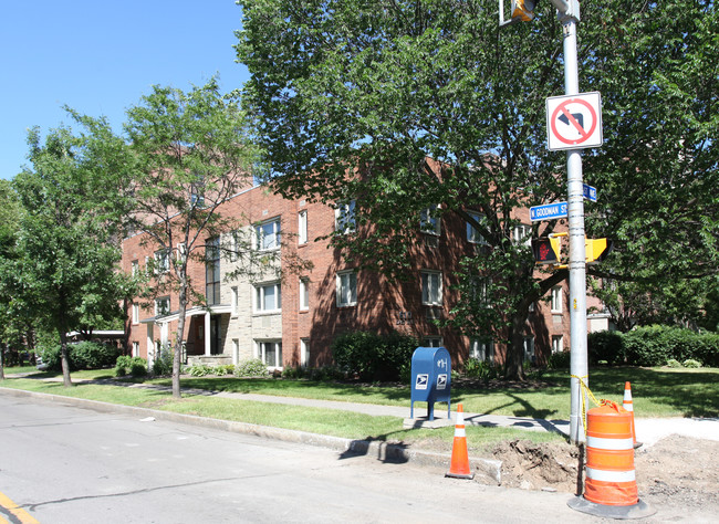 610 East Ave in Rochester, NY - Building Photo - Building Photo