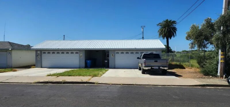 177 Oroview Dr in Oroville, CA - Building Photo