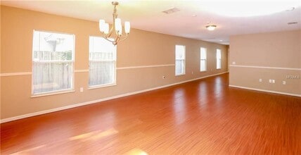 835 McFall Ave in Orlando, FL - Foto de edificio - Building Photo