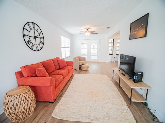 property at 216 NW Mallard Pl