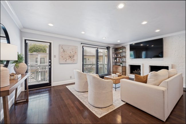 property at 5930 Sandhurst Ln