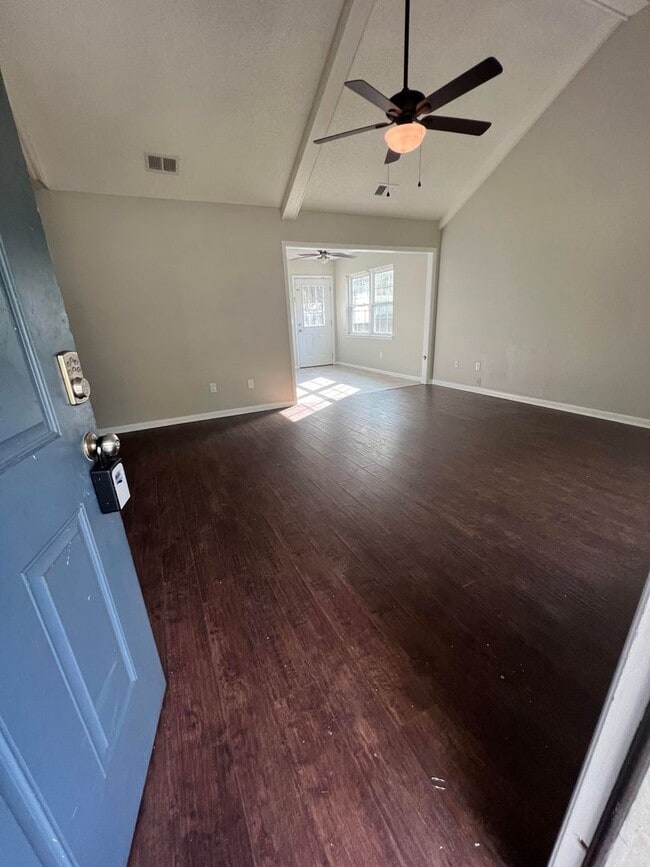 226 Sequoia Cir in Hinesville, GA - Building Photo - Building Photo