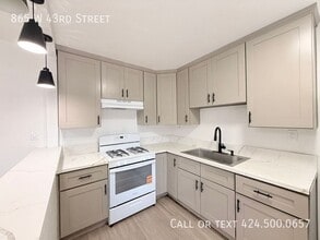 865 W 43rd St in Los Angeles, CA - Building Photo - Building Photo