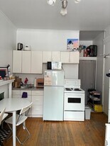 320 Cooper St in Ottawa, ON - Building Photo