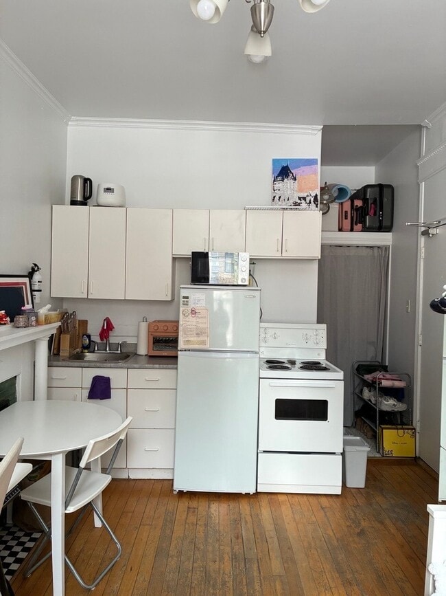 property at 320 Cooper St