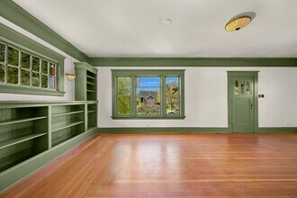 2712 Iron St in Bellingham, WA - Building Photo - Building Photo