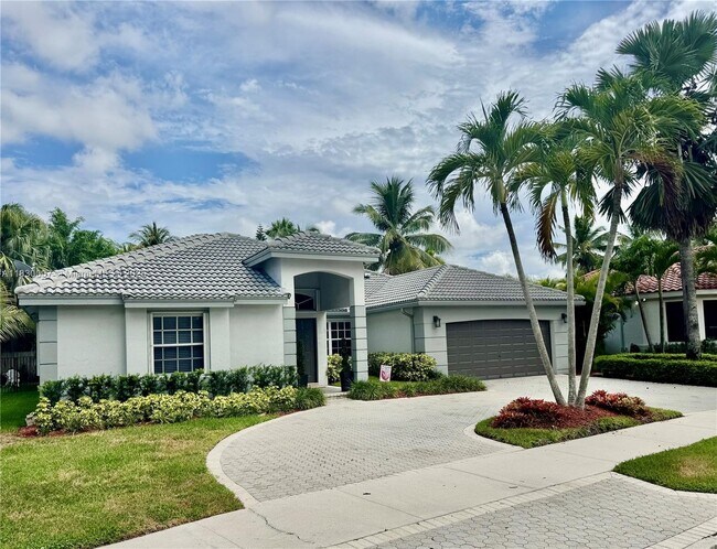 property at 2587 Jardin Ct