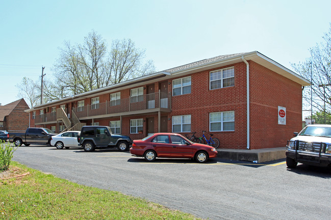 Hester Court Apartments in Stillwater, OK - Building Photo - Building Photo