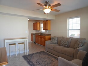 9211 Atlantic Ave in Margate City, NJ - Building Photo - Building Photo