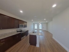 10381 Ft Ewell Trl in Crowley, TX - Building Photo - Building Photo