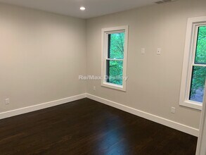 57 Hurley St, Unit 1 in Cambridge, MA - Foto de edificio - Building Photo