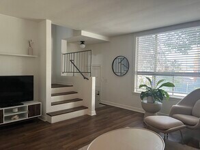 1457 Stanford St in Santa Monica, CA - Building Photo - Building Photo
