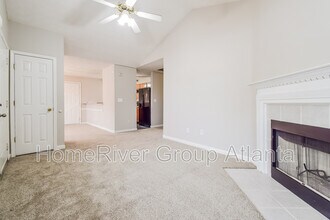 400 Crestfield Cir in Covington, GA - Building Photo - Building Photo