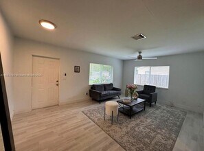 1200 NW 3rd Ave in Fort Lauderdale, FL - Building Photo - Building Photo