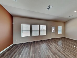 10605 Barrington Ln in Fort Worth, TX - Building Photo - Building Photo