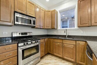 2629 W Haddon Ave in Chicago, IL - Foto de edificio - Building Photo