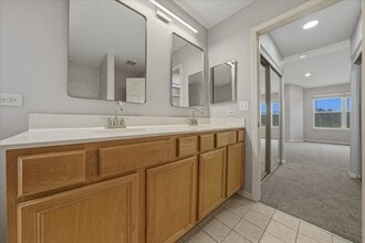 3385 St Michel Ct in St. Charles, IL - Building Photo - Building Photo